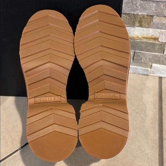 NIB Sorel Hi-Line Heel Chelsea Waterproof Boots - Spice/Tawny Buff - Picture 11 of 13